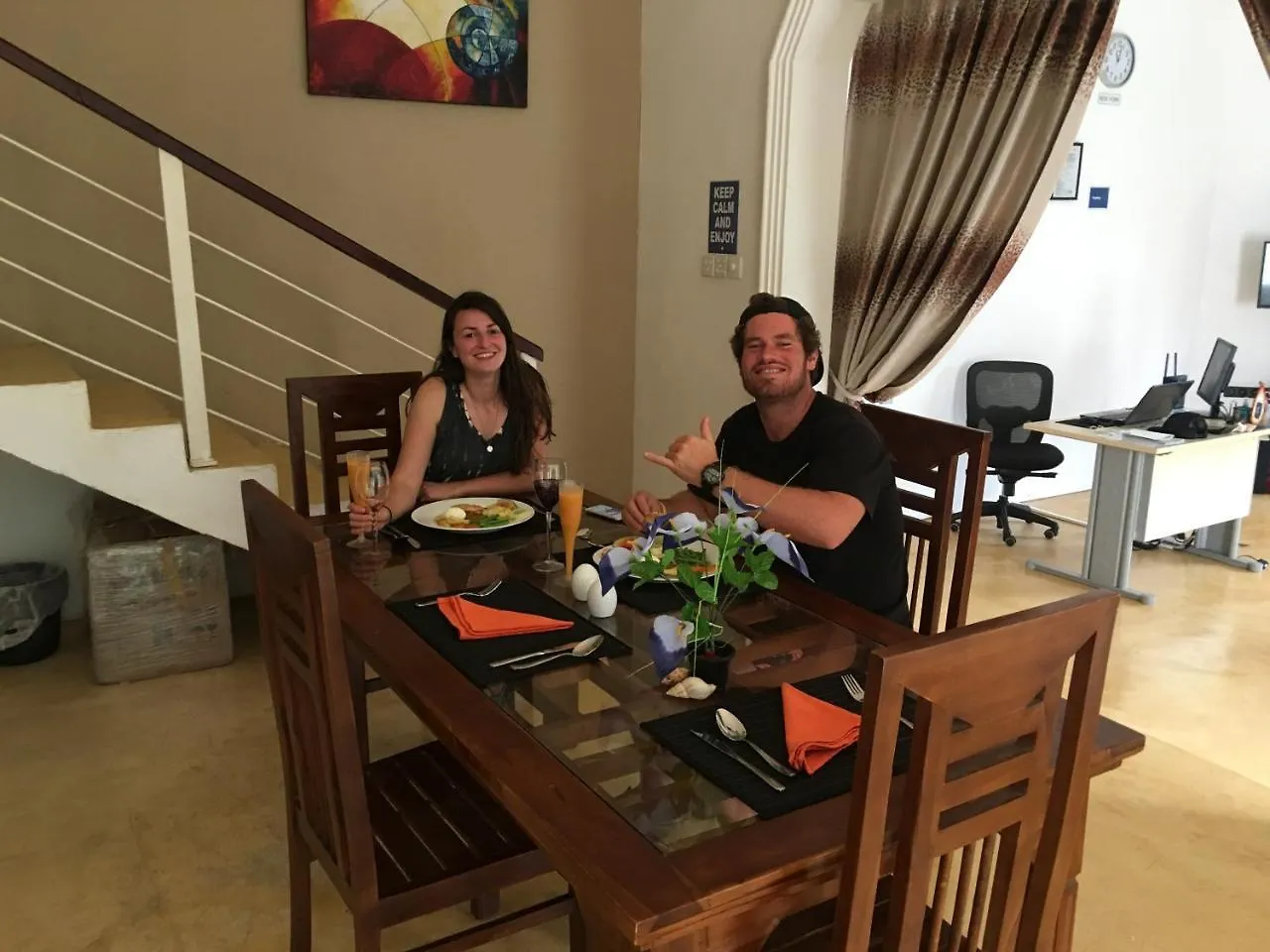 Like Mike Tourist Guest House & Restaurant 尼甘布 0*,  斯里兰卡