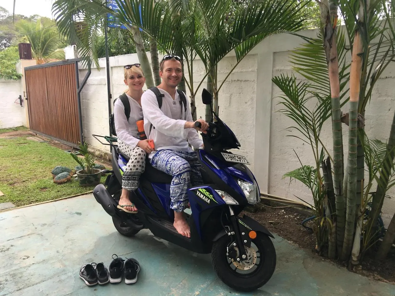 Like Mike Tourist Guest House & Restaurant 尼甘布